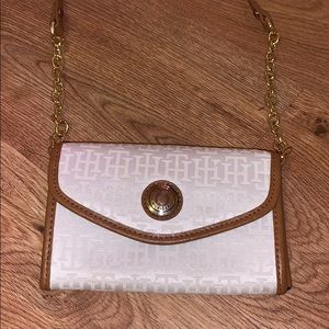 Tommy Hilfiger crossbody purse